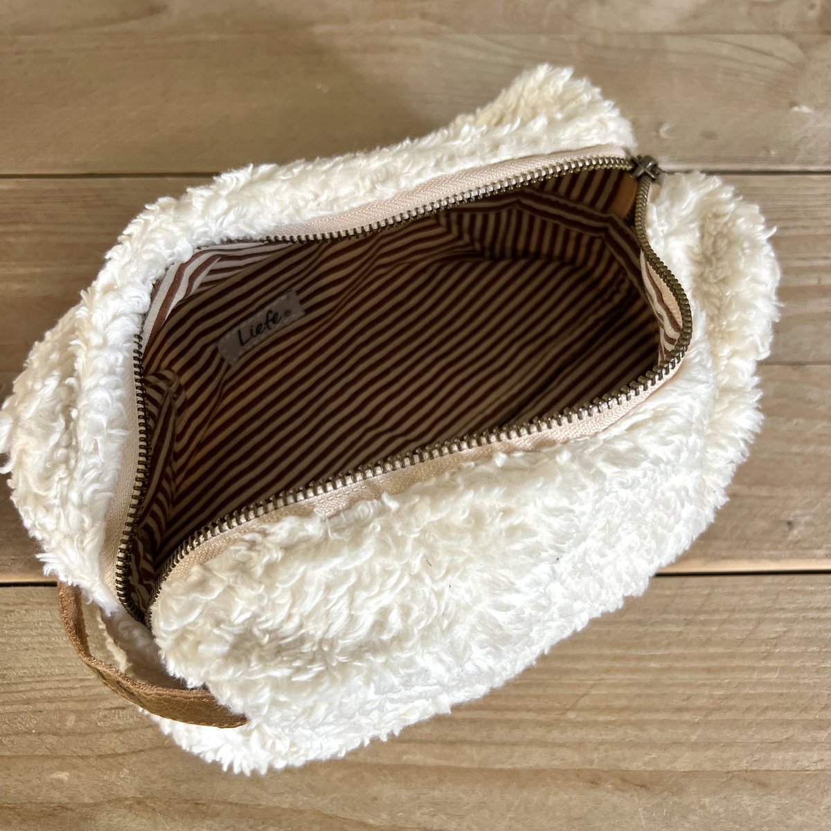 Teddy Pouch 