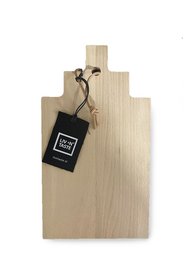 Rectangular wooden serving platter made of beech wood, measuring 35 x 20 cm, with a simple and minimalist design.