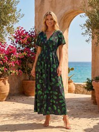 "Summer Flamboyant" Maxikjole – impressionistisk blomsterprint og smocket talje – 610-10