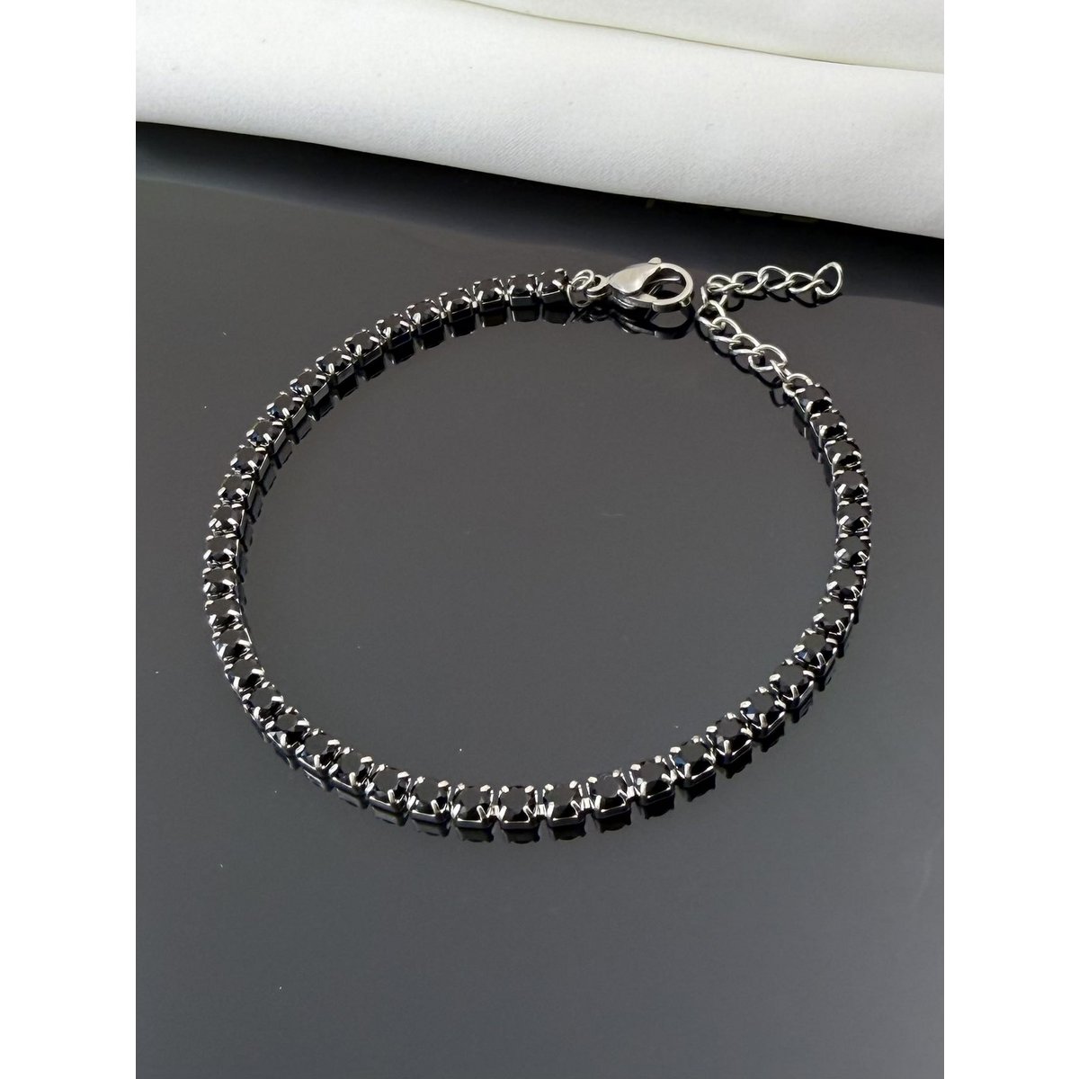 Rivière Crystal River armband roestvrij staal goud elegante glanzende trend