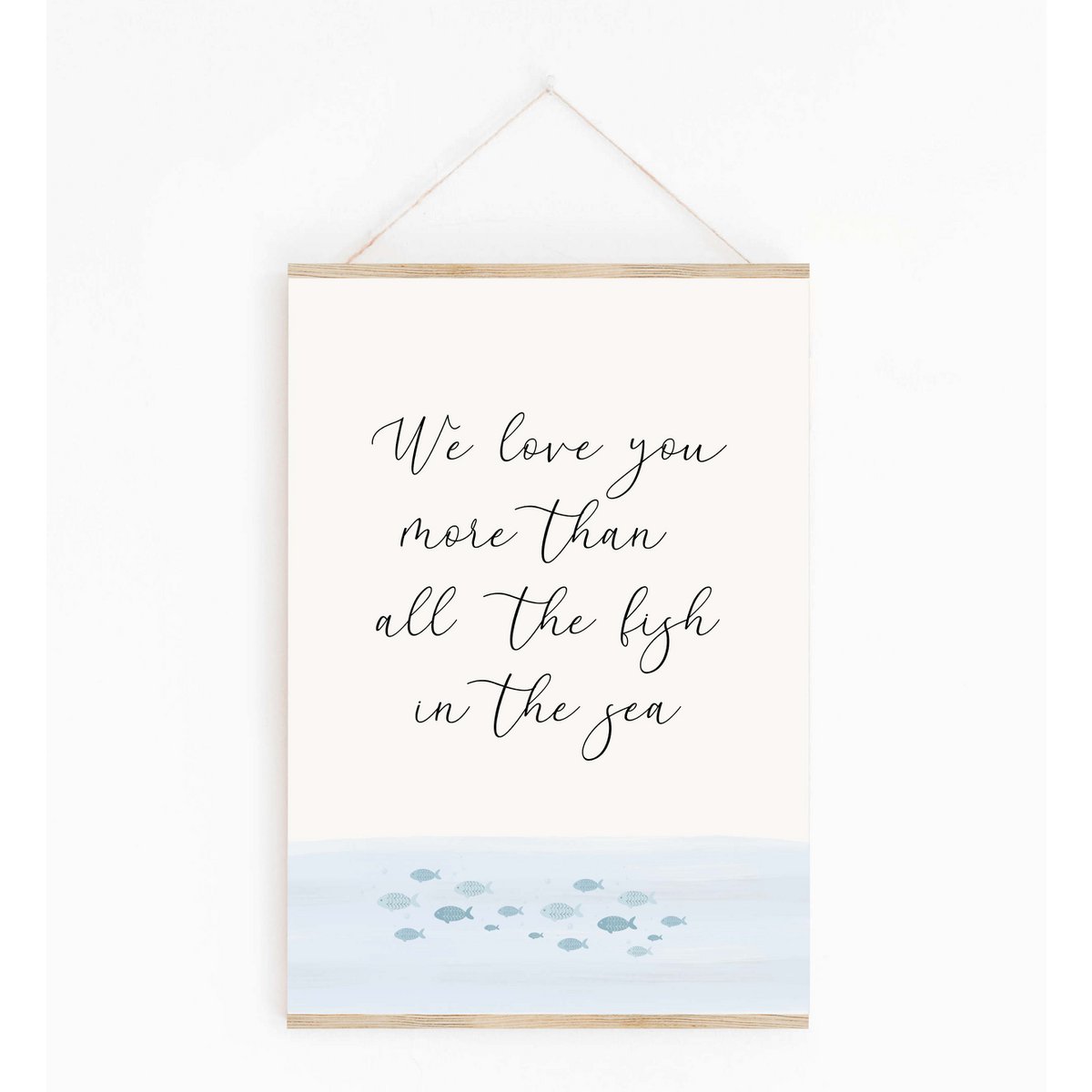 Wir lieben dich mehr als alle Fische im Meer-Poster, Surf-Poster, Surf-Dekor, Surf-Poster, Ozean-Poster, nautischer Kinderzimmer-Druck, Surf-Druck, Strand-Poster, Wellen-Druck, Kinderzimmer-Wandkunst, Kinderzimmer-Druck, Mädchenzimmer-Poster, Jungen 