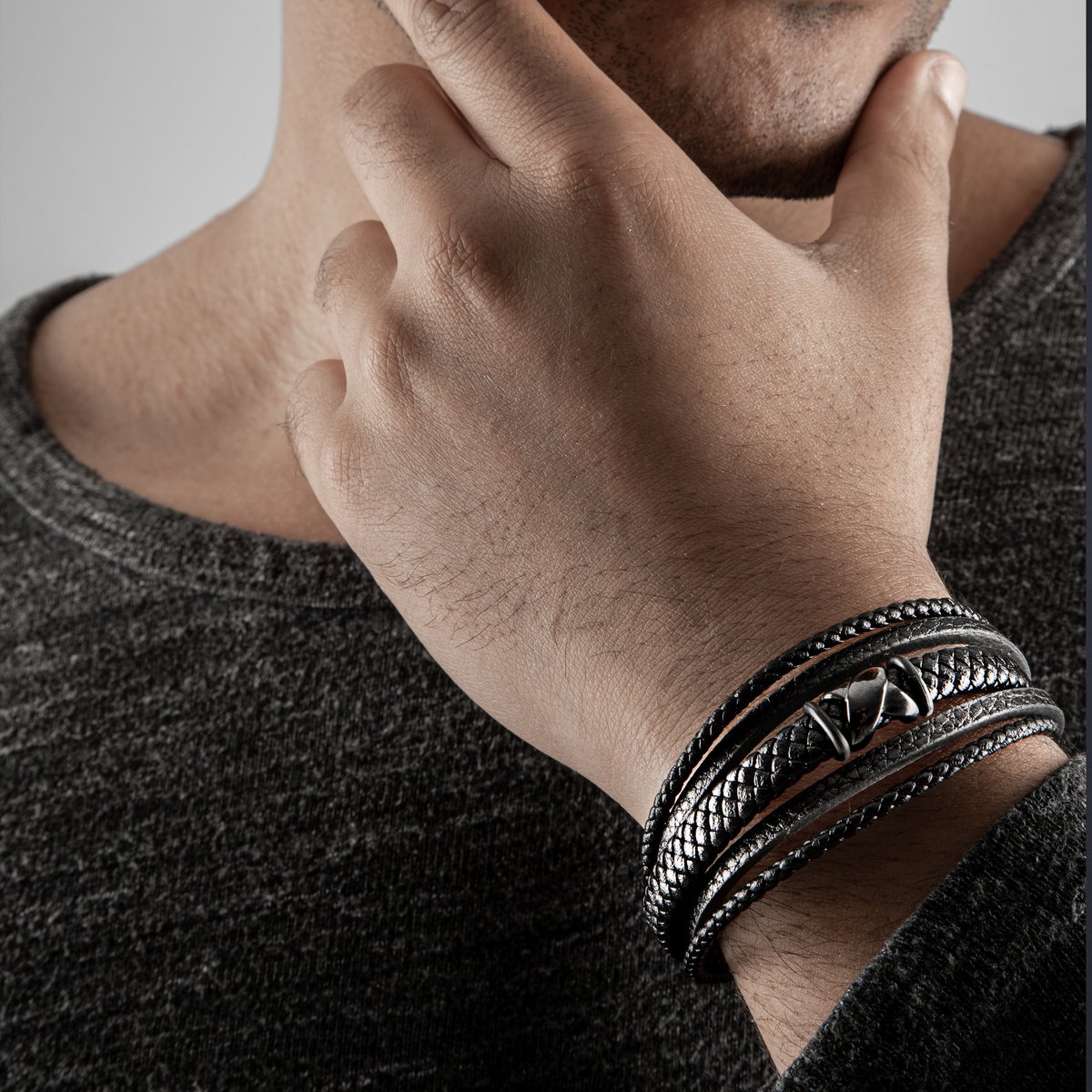 Bracelet en cuir "Flacon"