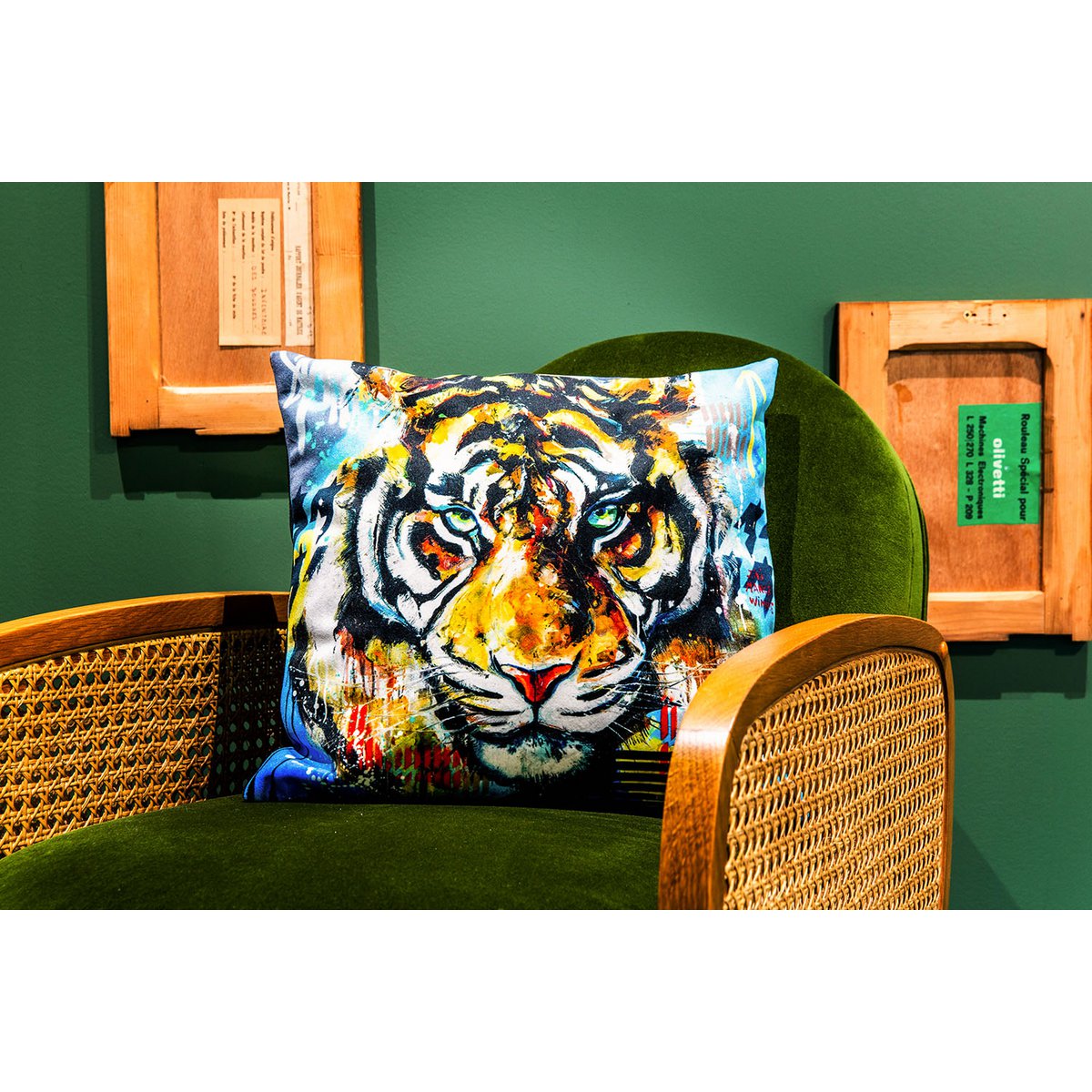 Velvet cushion I ate Winnie by Vincent Richeux