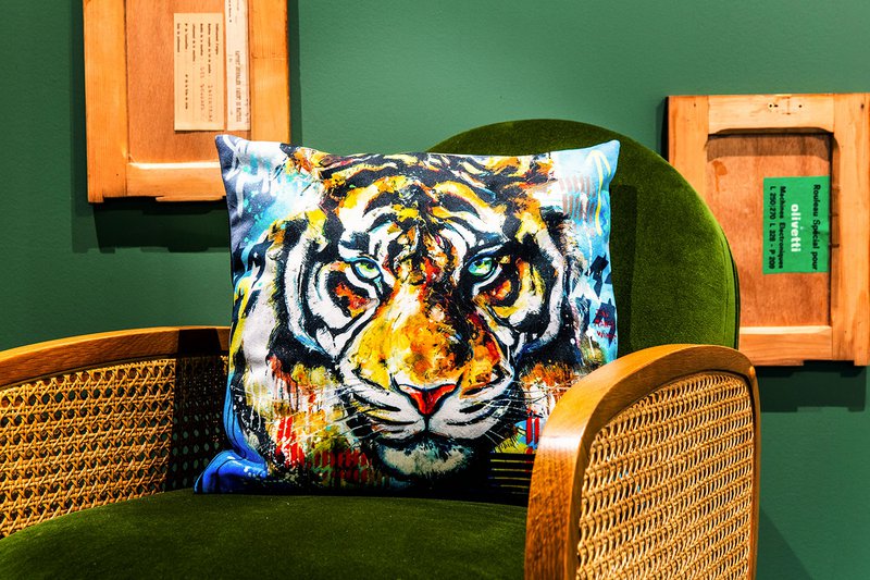 Velvet cushion I ate Winnie by Vincent Richeux