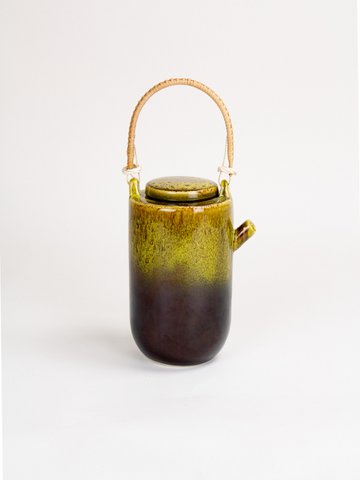 Ash straw teapot with rattan handle