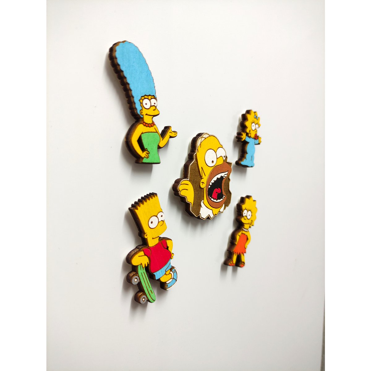 Ensemble de 5 Simpsons en bois aimant pour réfrigérateur, Homer, Marge, Bart, Lisa, Maggie, décor de cuisine, cadeau personnalisé, aimants à collectionner