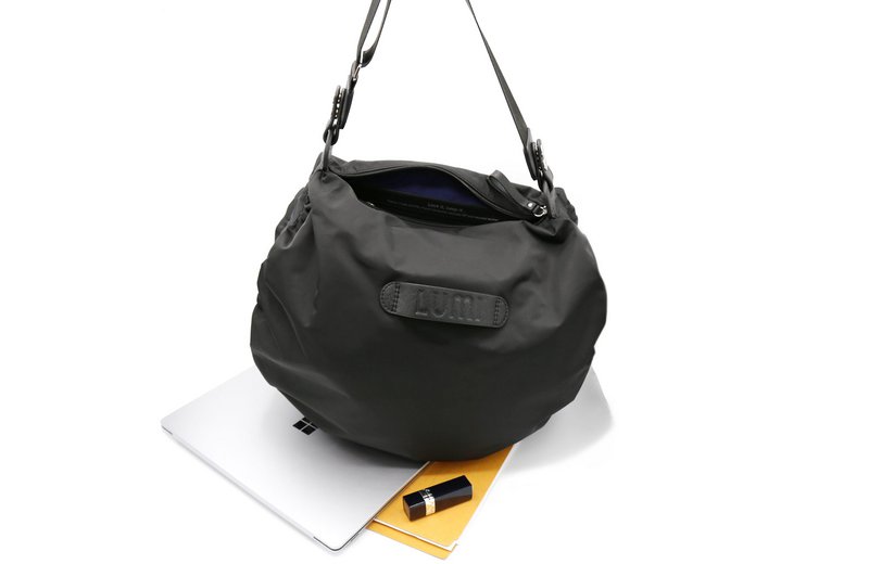 Riia XL Pouch Zwart