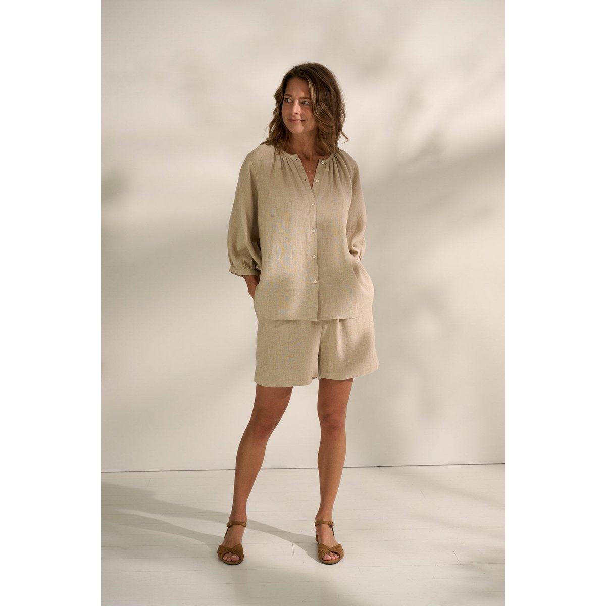 lia shorts linen
