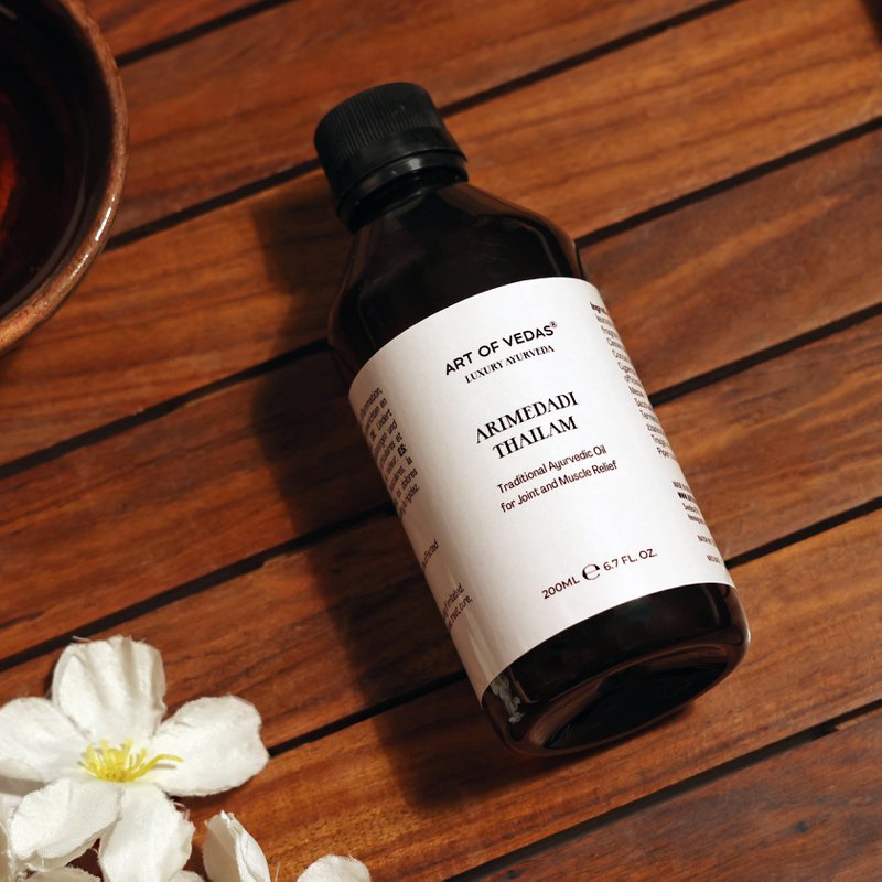 Ayurvedic Arimedadi Thailam 200 ml | Huile à base de plantes traditionnelle pour la santé bucco-dentaire et gomme
