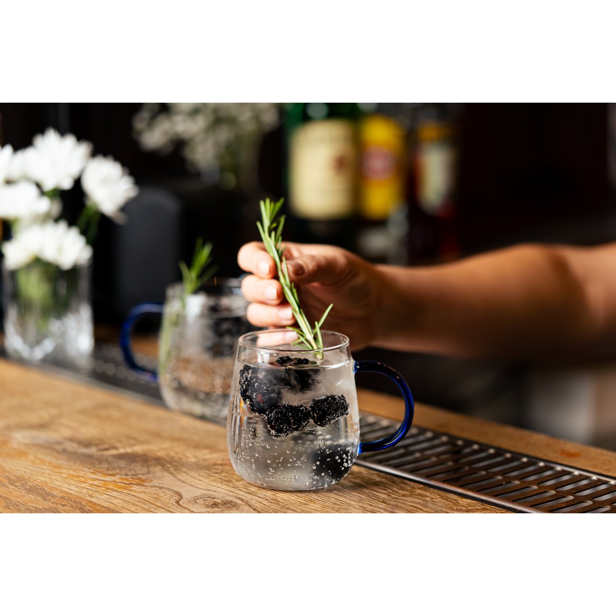 SET de 2 vasos de una pared con mango azul 400ml BOLLA 1135