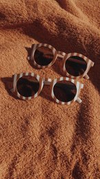 Kindersonnenbrille Streifen | Kinder Sonnenbrillen | Weiß-Orange | Rosa-Orange