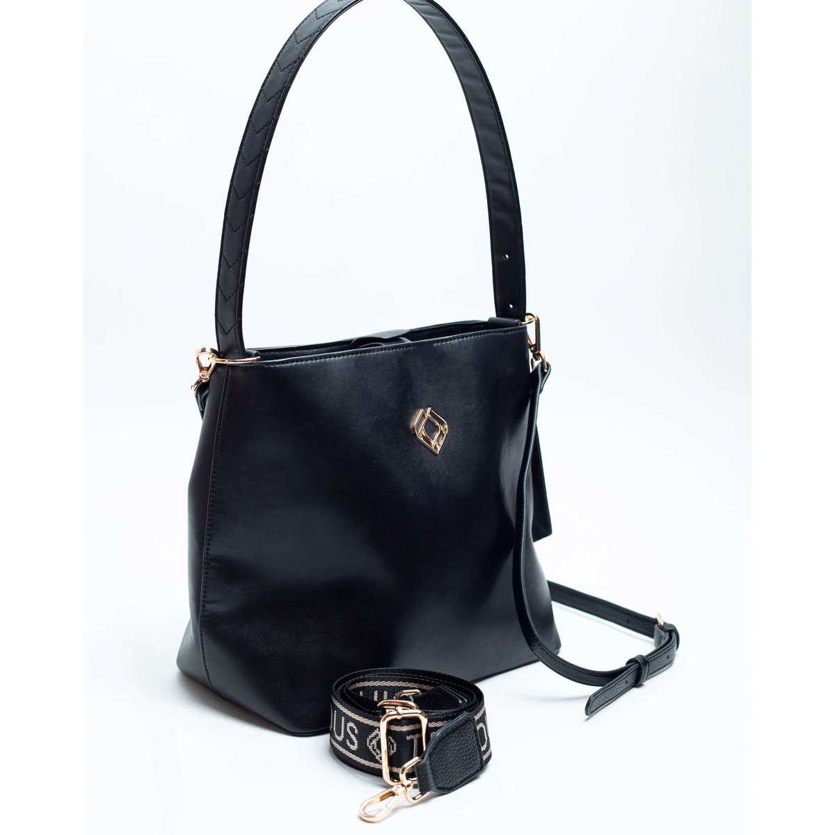 Bucket Bag Nila Bamboo Leather Black
