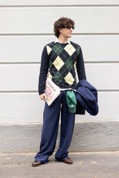 Wool trousers with front pleats in blue Made in Italy