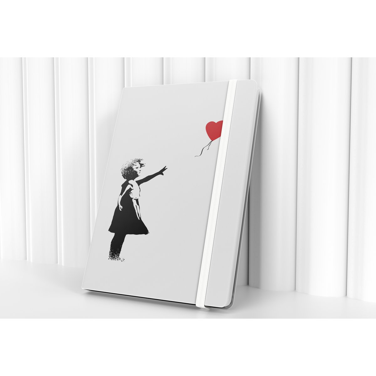 Cuaderno A5/A6 Banksy - Niña Con Globo Rojo