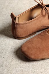 KATY COGNAC – Flache Schuhe aus weichem Leder mit Schnürung vorne