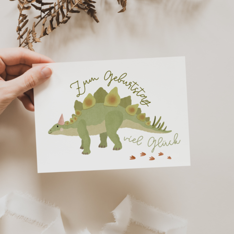 Ansichtkaart Dino - Verjaardag Dinosaurus Stegosaurus