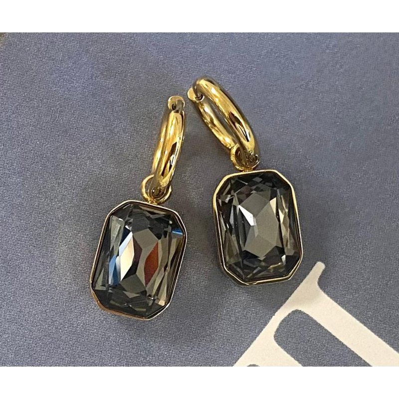 Boucles d'oreilles gris cristal