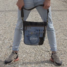 Sac messager Sunsa pour femme. Sac à main fabriqué à partir de jeans et de toile upcyclés. Sac bandoulière forme messager. Sac bandoulière de style vintage. Grand sac bandoulière pour femme.