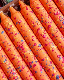 Taper stearinlys - Sommervibes / Orange - Blå konfettifarver