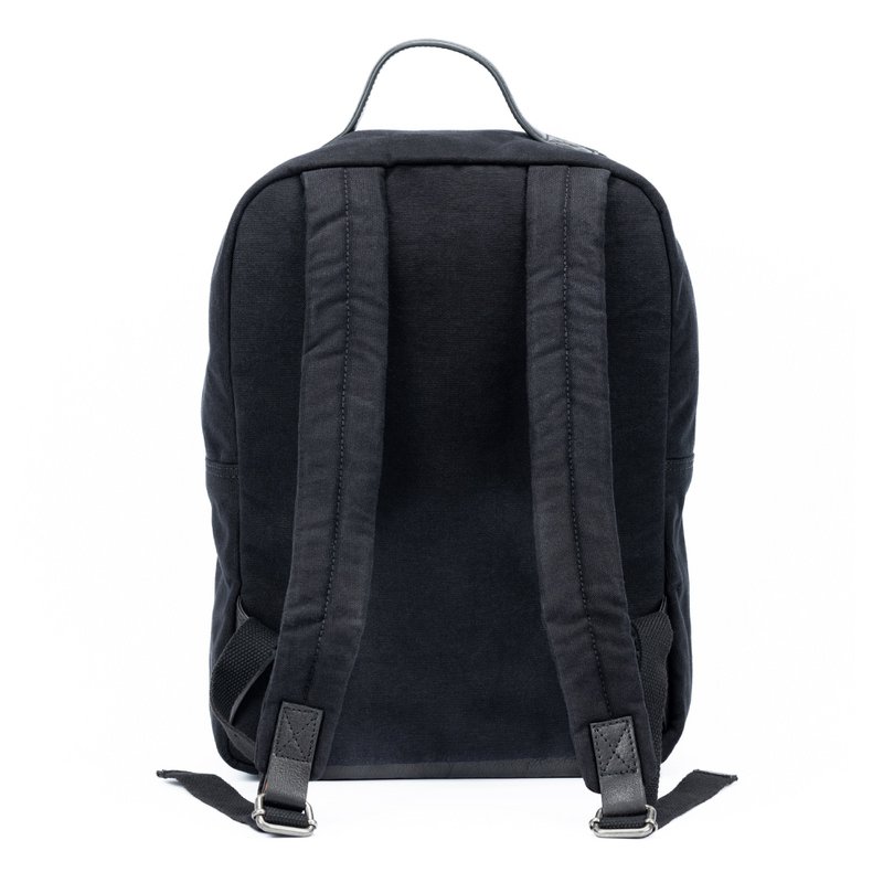 K0023AB | Notebook Backpack in Canvas/Genuine Leather, full grain, flywheel - Color Black. Antiqued Nickel Accessories, Zip Closure. Dimensions: 29 x 40 x15 cm. Packaging: Tnt bag