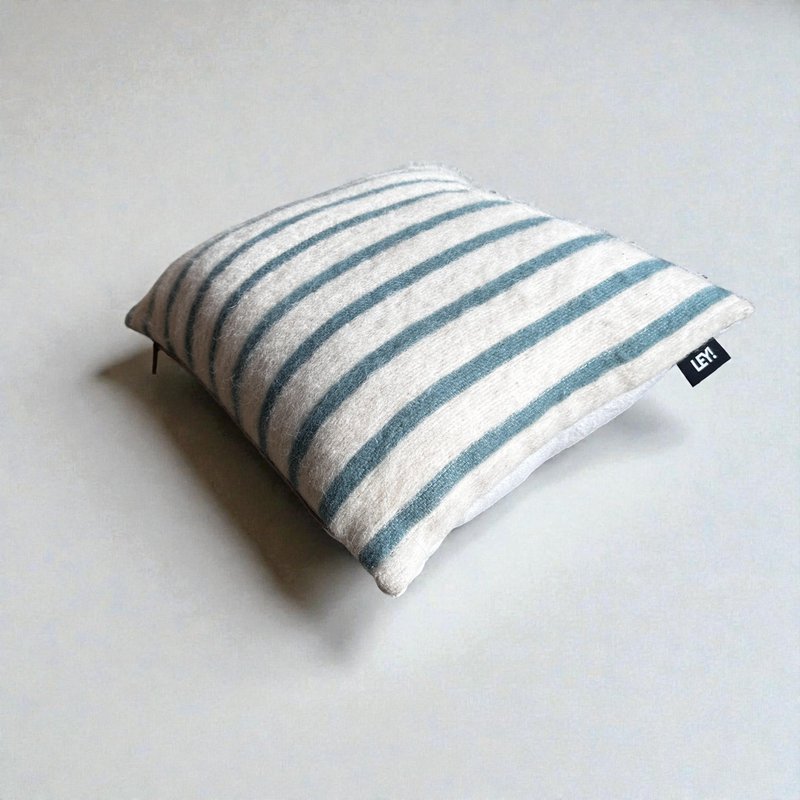 Cushion - WINTER EDITION - Lagoon - 40x40