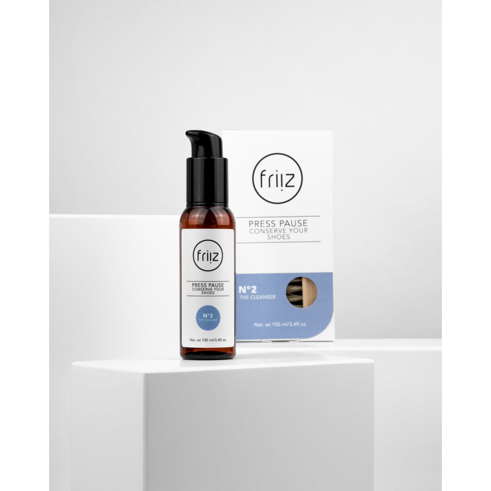 The Cleanser | Sneaker cleaning concentrate with shoe brush