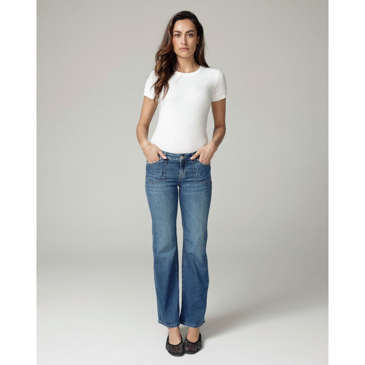 Jeans a vita media a gamba larga blu lavaggio usato chiaro | La Lolita