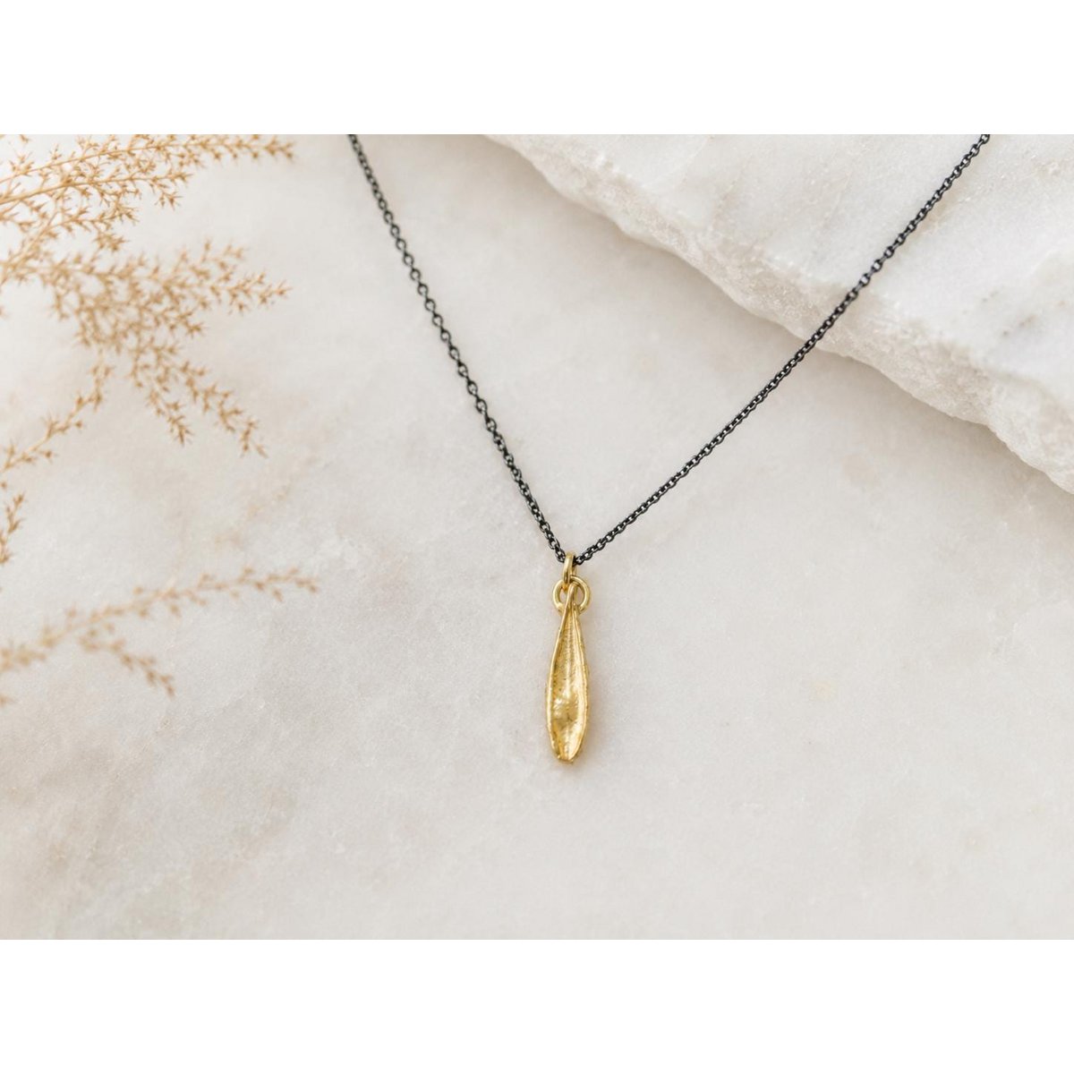 Real Olive Leaf Gold Necklace, Handmade Nature-Inspired Jewelry, Organic Tree Pendant, Gift for Luck & Success, Sterling Silver 925