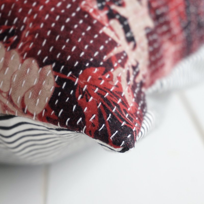 Kantha pude N°322