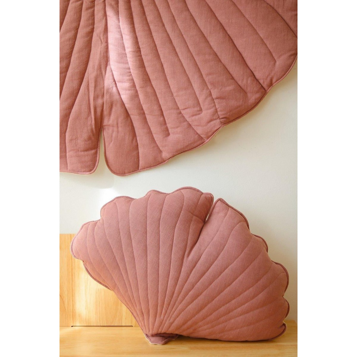 Ginkgo-Blatt-Matte aus Leinen „Dirty Pink“