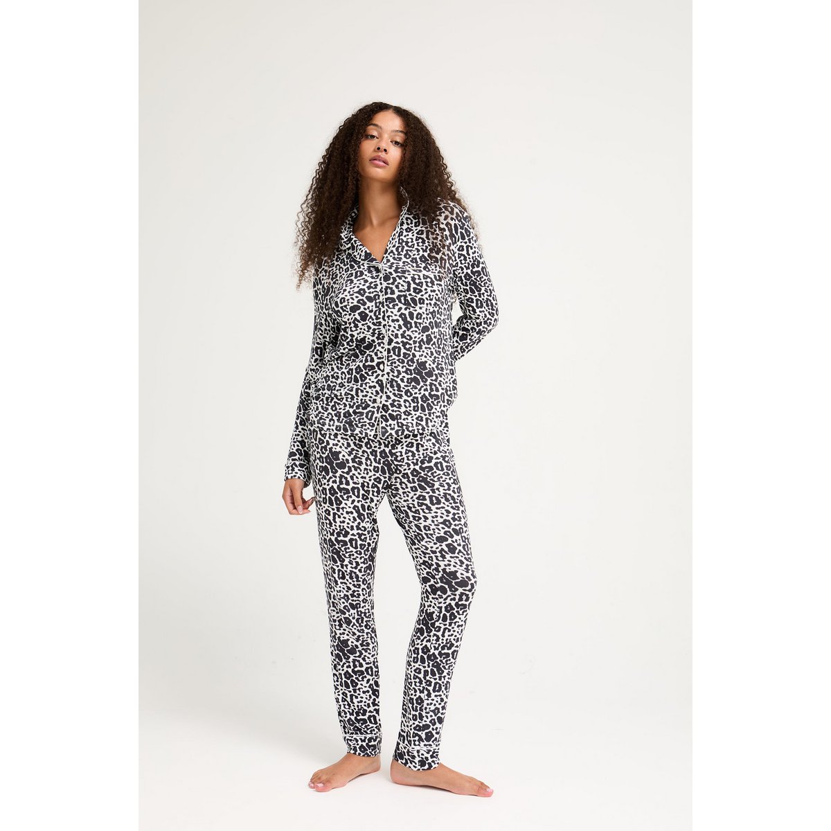 Ensemble pyjama long en bambou en léopard de luxe