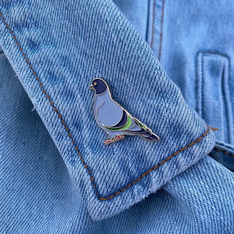 Emalje pin "due"