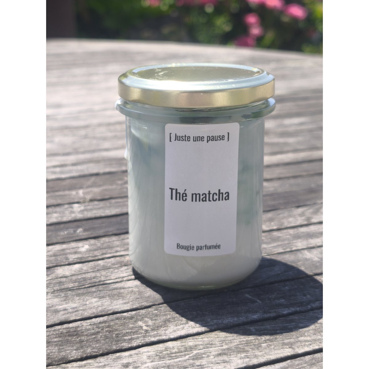 Pistachio and chocolate whipped cream candle