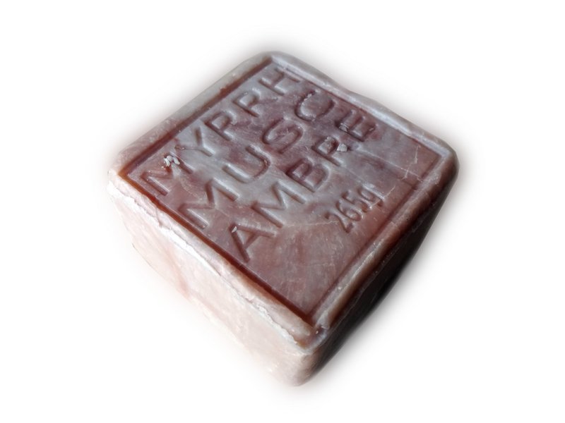 Musk, Myrrh & Amber cube soap 260g