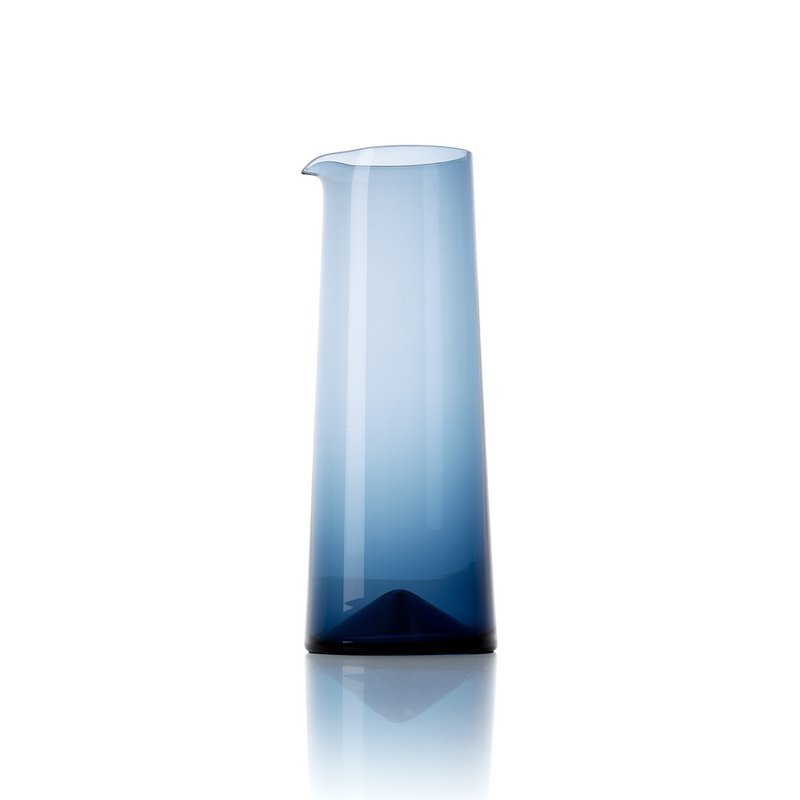 Die Azure-Karaffe – Blau