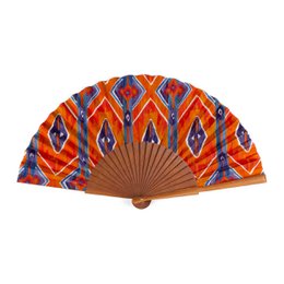 Ventilateur de main en soie orange et bleu avec bois de bocapi et imprimé ikat