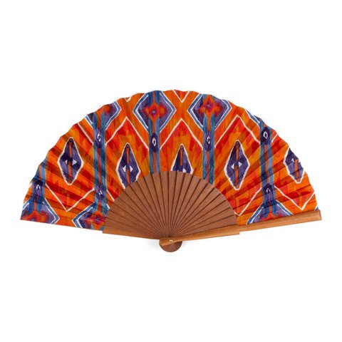 Oranje en blauwe zijden handventilator met Bocapi -hout en Ikat -print