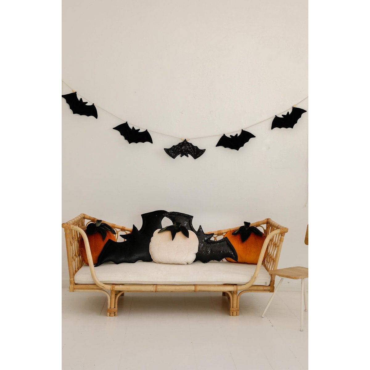 Dekorative Halloween-Girlande „5 Fledermäuse“