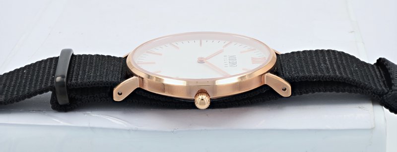 Moderno Milano stainless steel women's watch 36.5 mm, sapphire crystal & nylon NATO strap (black), rose gold-colored