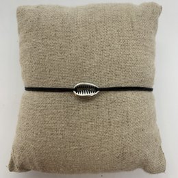 Small Silver Shell Bracelet