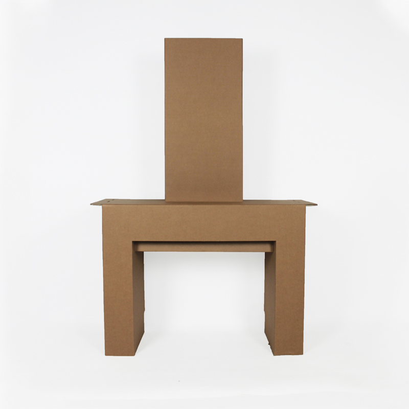 Cheminée en carton