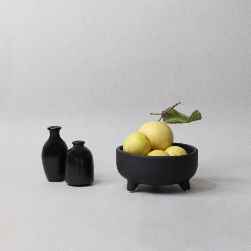 Miska do serwowania | Ręcznie wykonana 3-nożna średnica węgla drzewnego | Ceramiczny