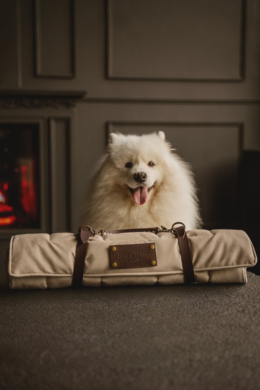 Un repaire, un tapis portable de la marque de chiot moelleuse, du matériau en velours, 15 couleurs, fabriqués à la main!