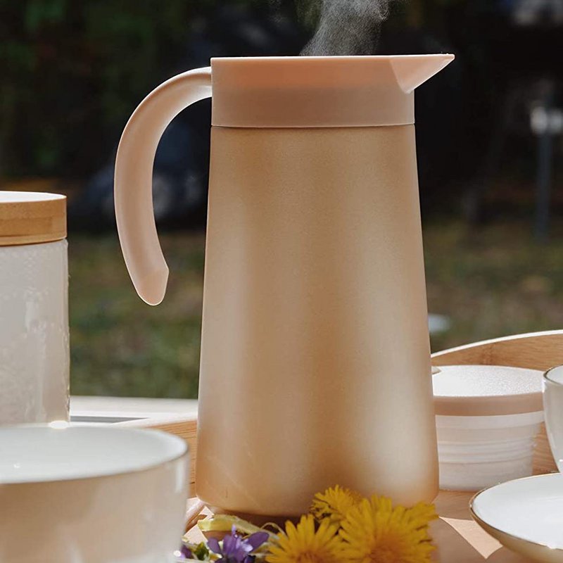 Thermos flask 0.8 liter gold