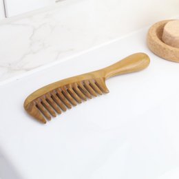 Peigne en bois de santal | Avec un parfum naturel