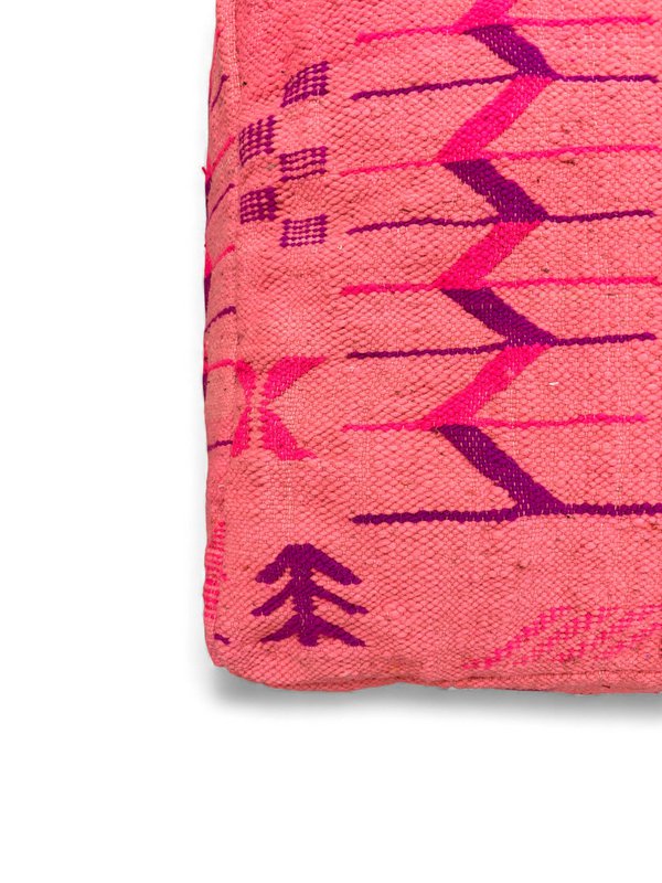 Vloerkussen - Colourful Line - Pink Edition III
