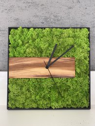 Wall Clock Olive Wood & Moss