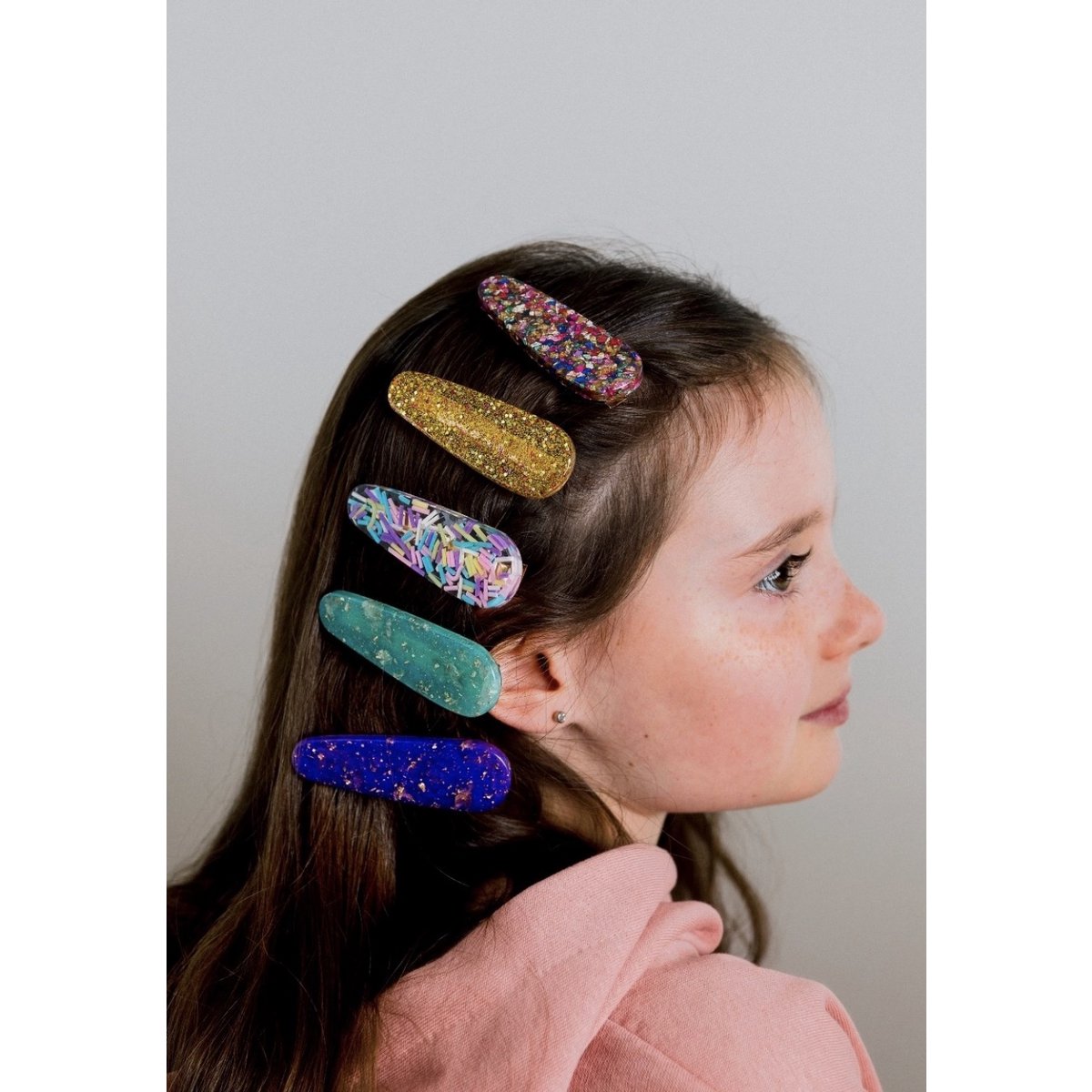 ⋒ RESIN HAIR CLIP PACK -  HEARTS (9 ITEMS) ⋒