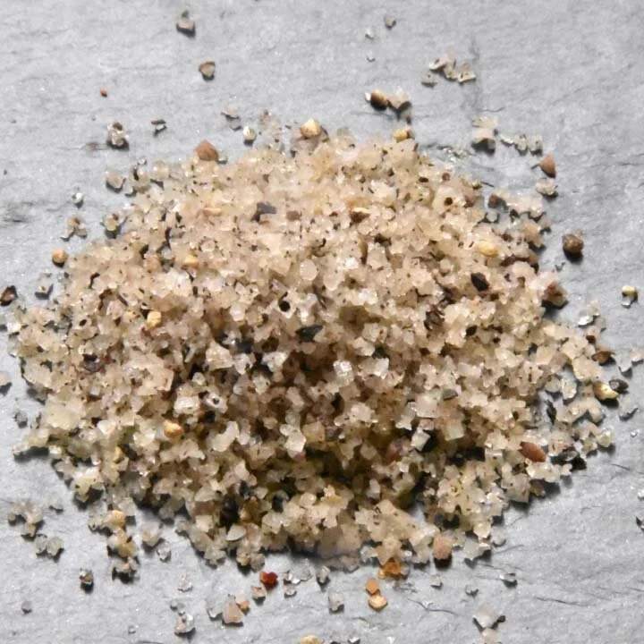 Fijn zout zwarte peper uit Madagascar - Oplaadbare molen 80 g - Craftsmen van zout
