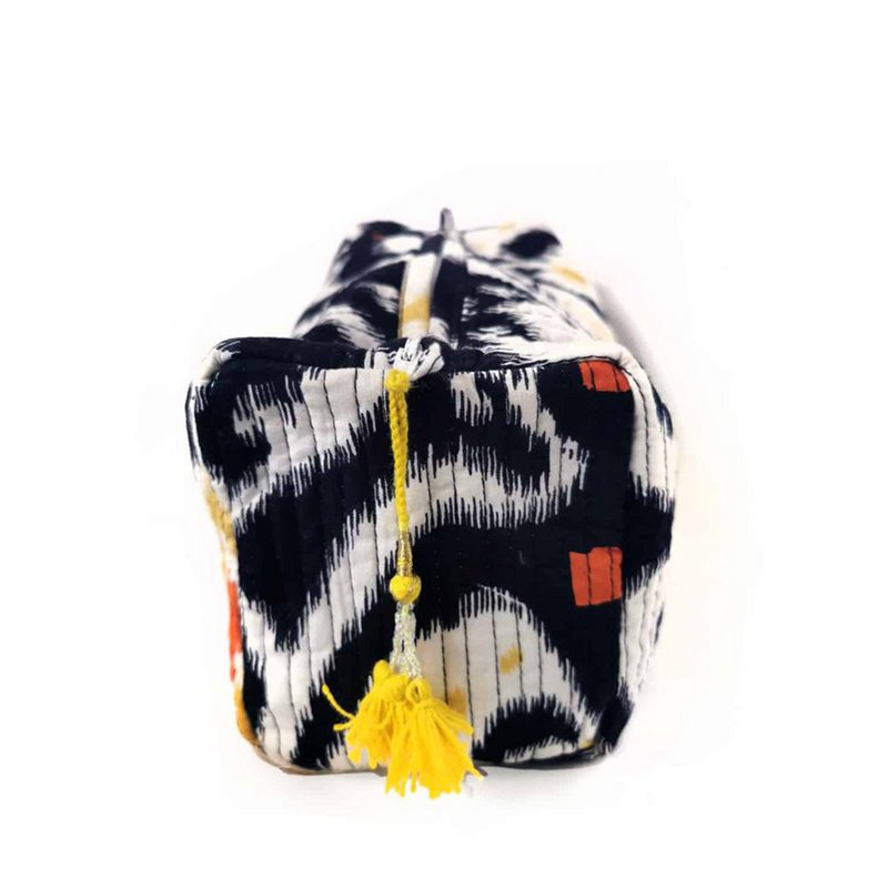 ręcznie robiona kosmetyczka "CZARNY IKAT"